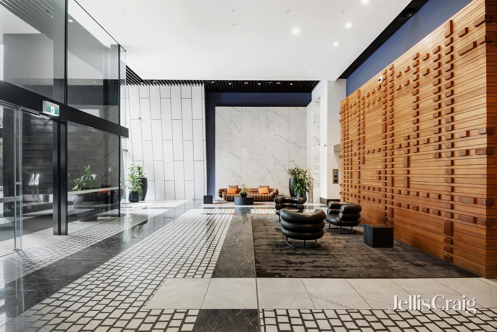 2410/7 Riverside Quay, Southbank image 9