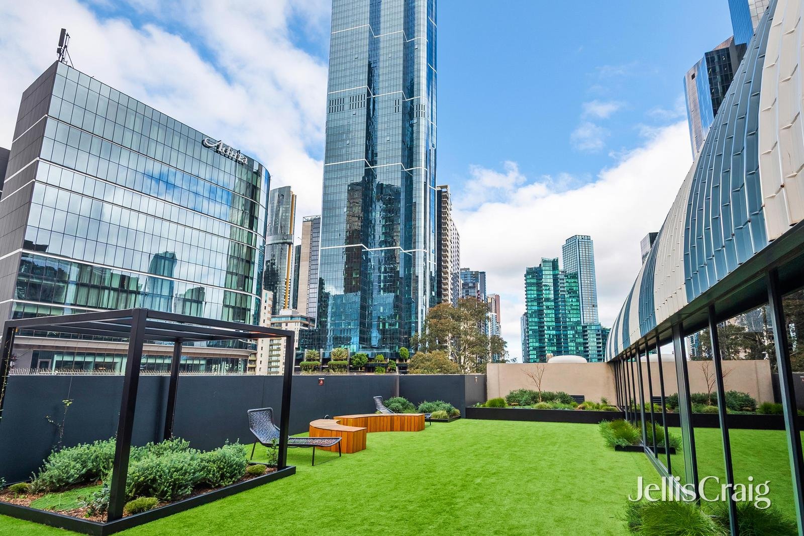 2410/7 Riverside Quay, Southbank image 10