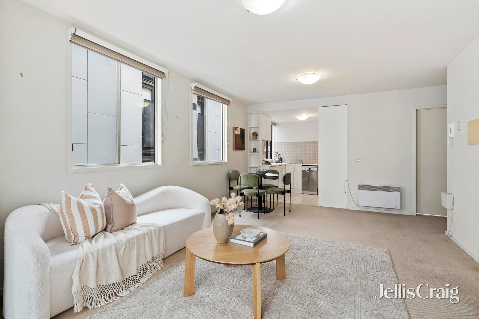 24/16-18 Barkly Place, Carlton image 2