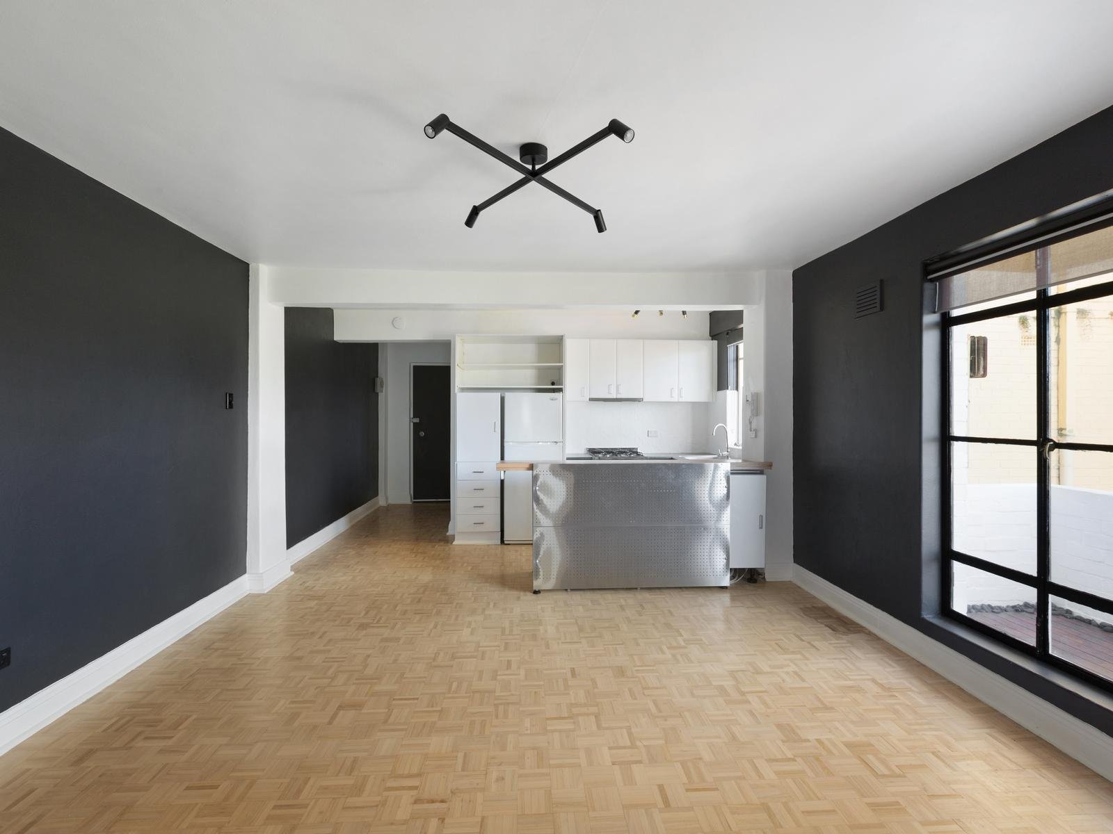 24/16A Chapel Street, St Kilda image 2