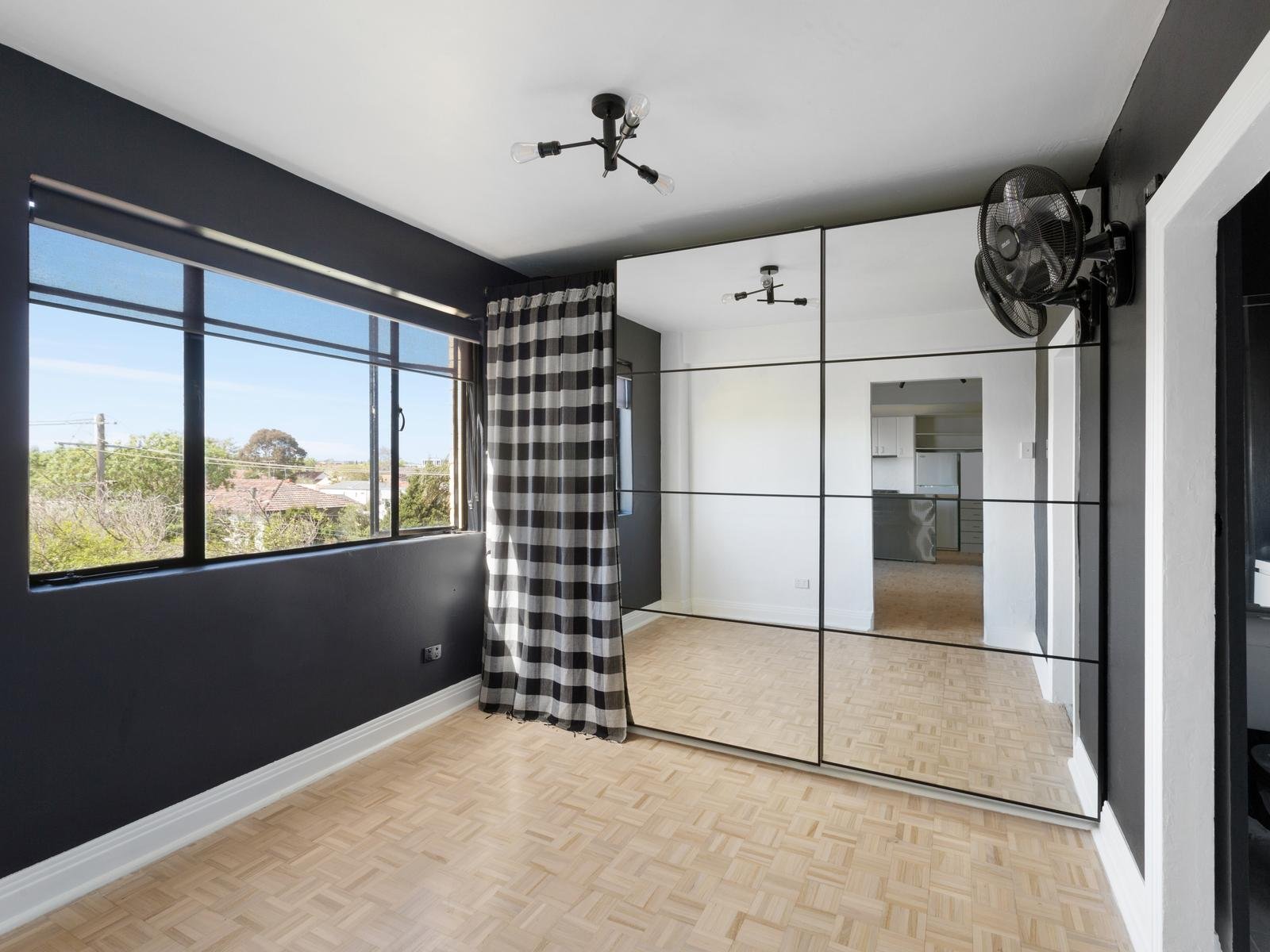 24/16A Chapel Street, St Kilda image 6