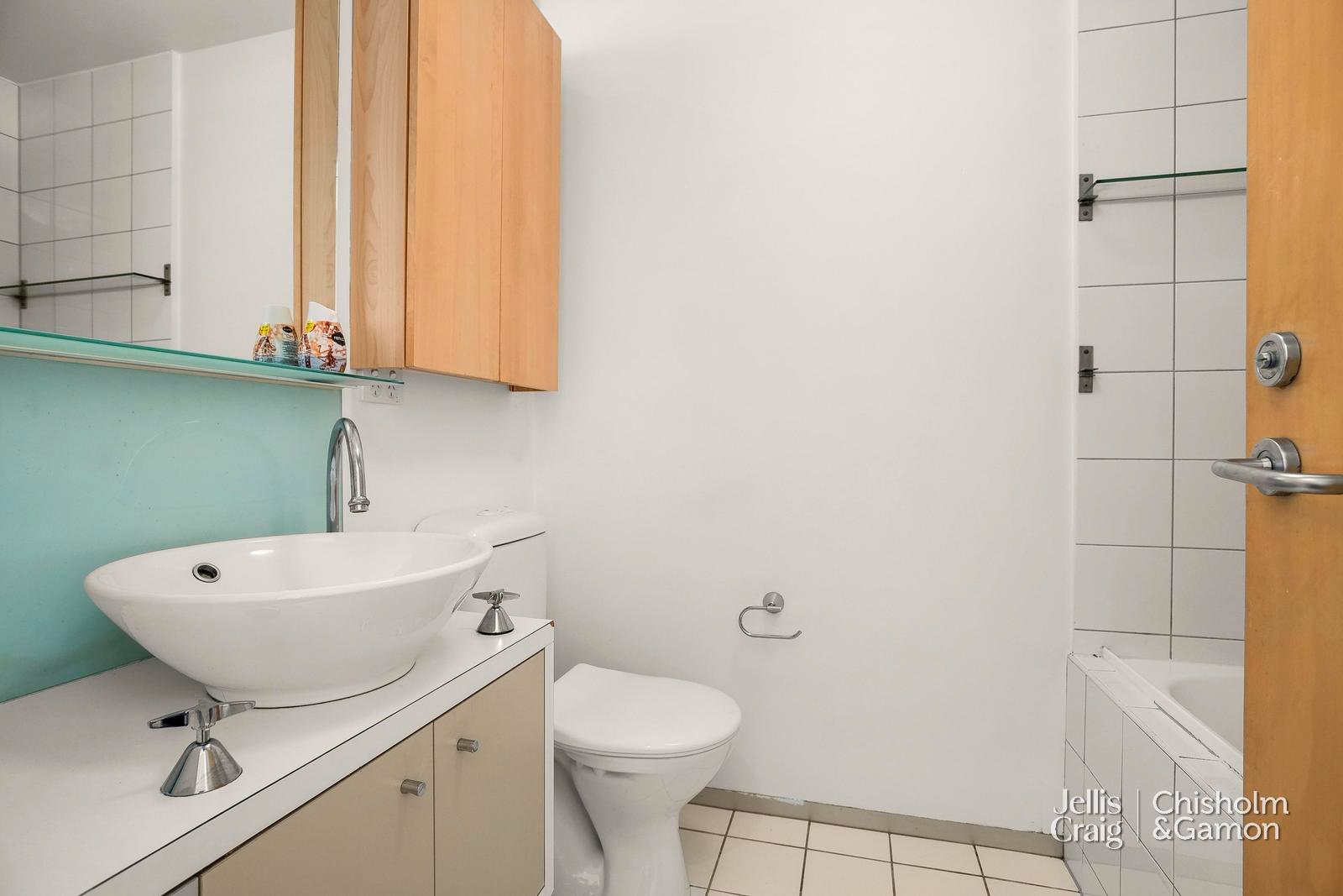 24/181 Bay Street, Port Melbourne image 8