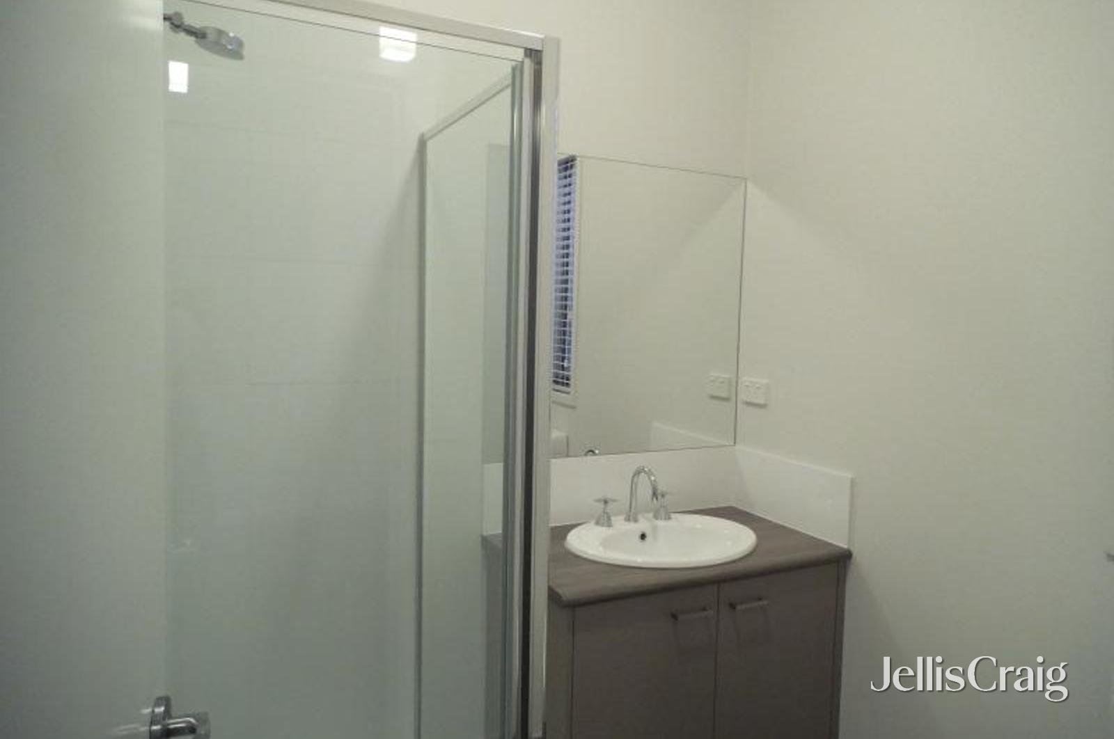 2/41A Durham Street, Newington image 8