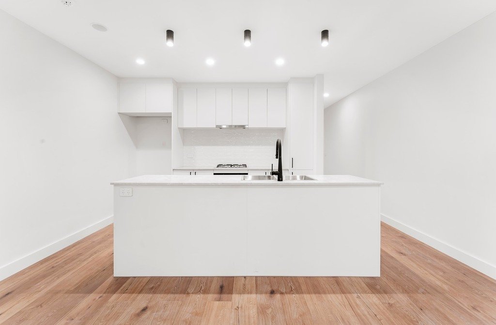2/42-44 Crevelli Street, Reservoir image 2