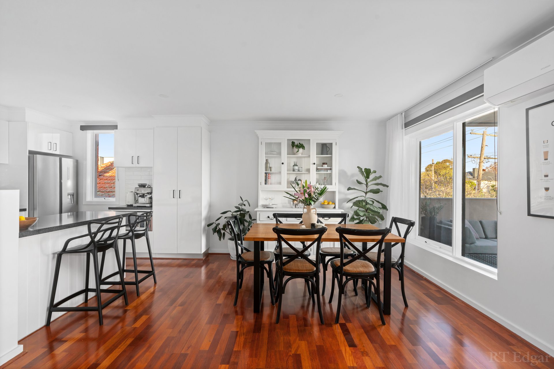 Property Gallery Thumbnail 2