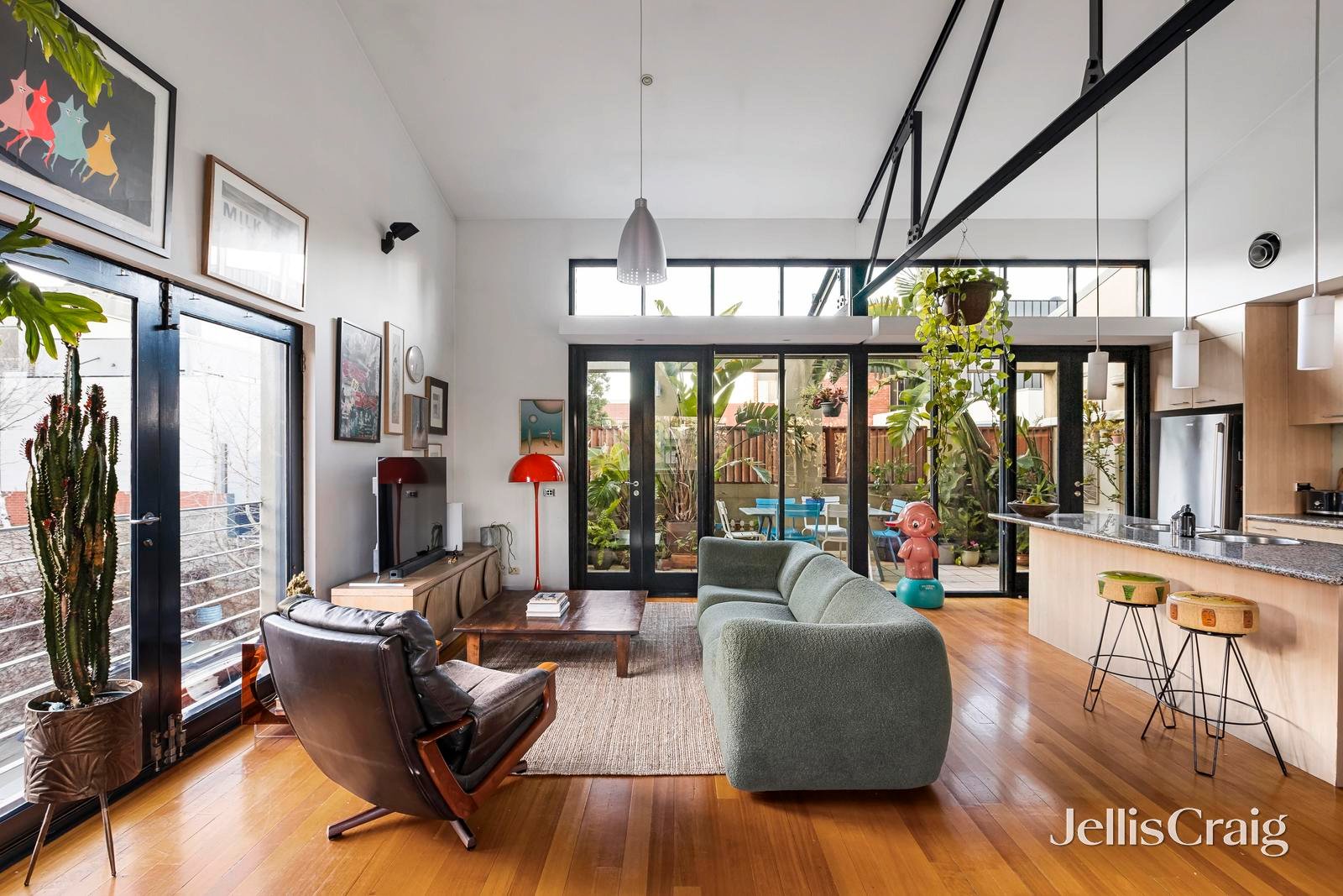 242 Adderley Street, West Melbourne image 11