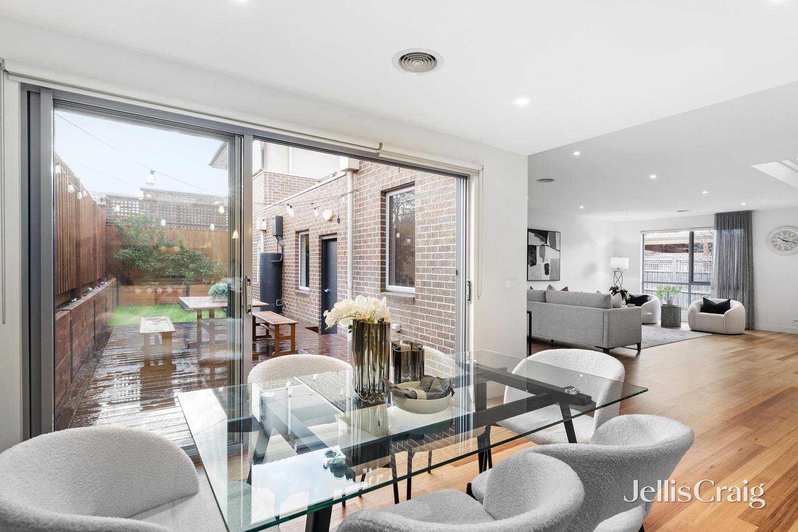 2/42 Birdwood Street, Box Hill South image 3