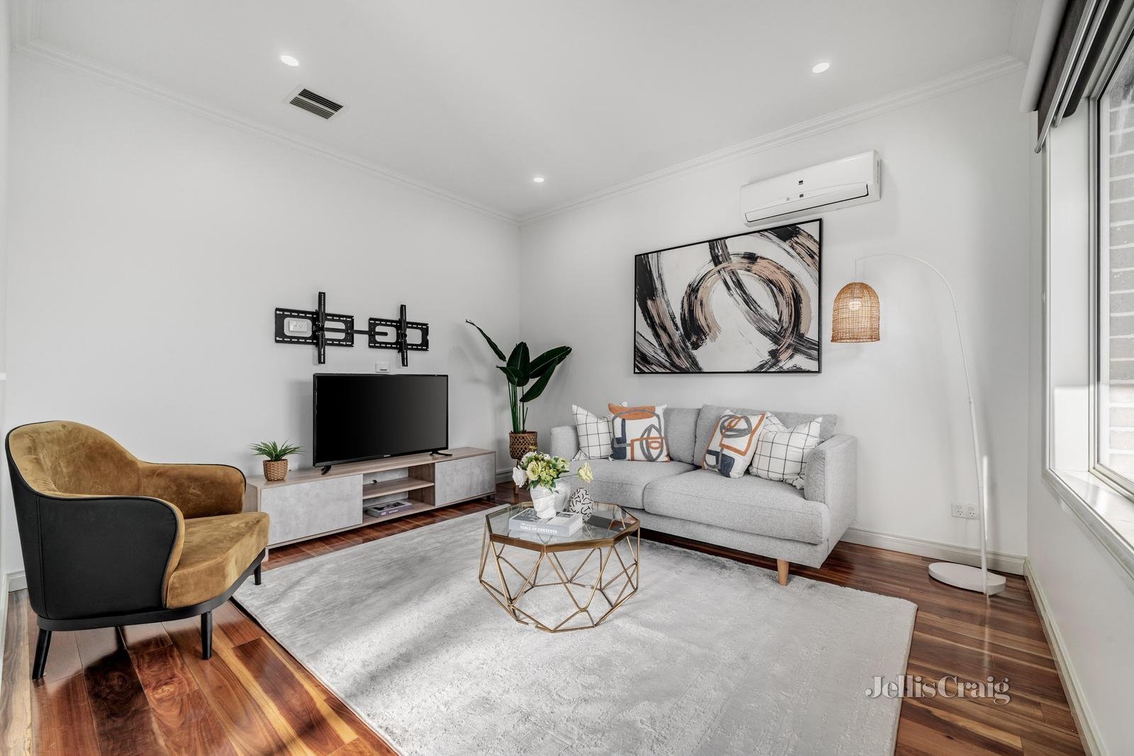 2/42 Diosma Crescent, Nunawading image 2