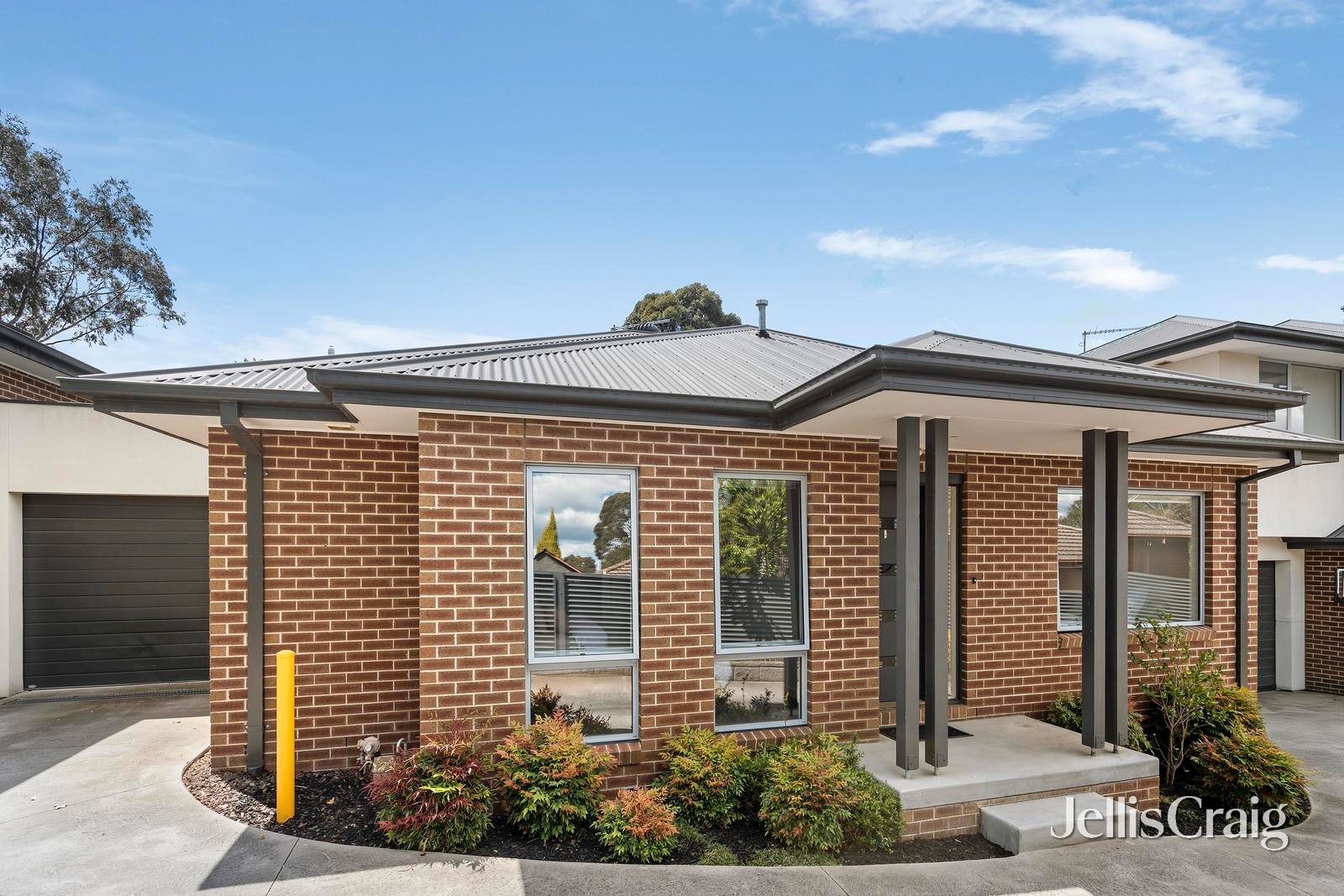 2/42 Dorset Road, Croydon image 1