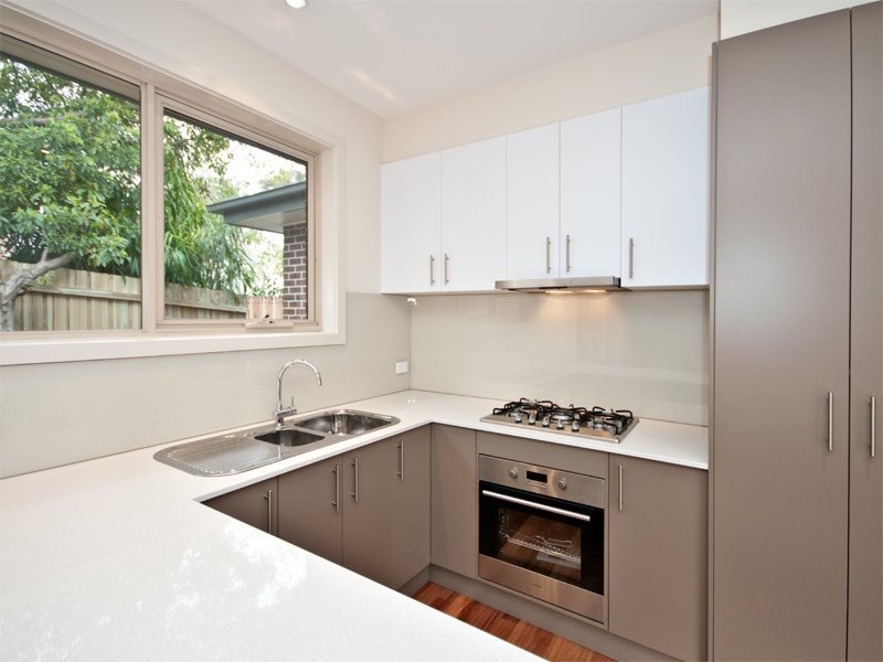 2/42 Efron Street, Nunawading image 2