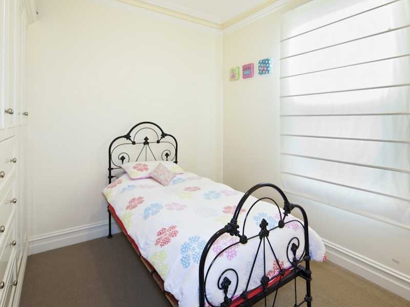 242 Kilgour Street, East Geelong image 14