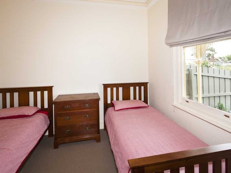 242 Kilgour Street, East Geelong image 15