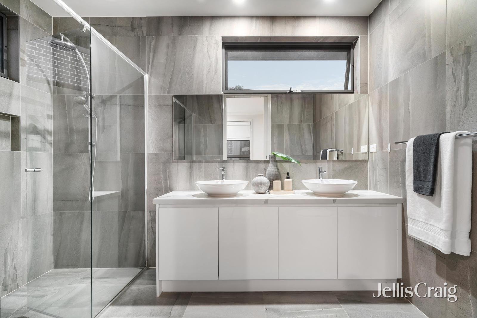 2/42 Linlithgow Street, Mitcham image 10