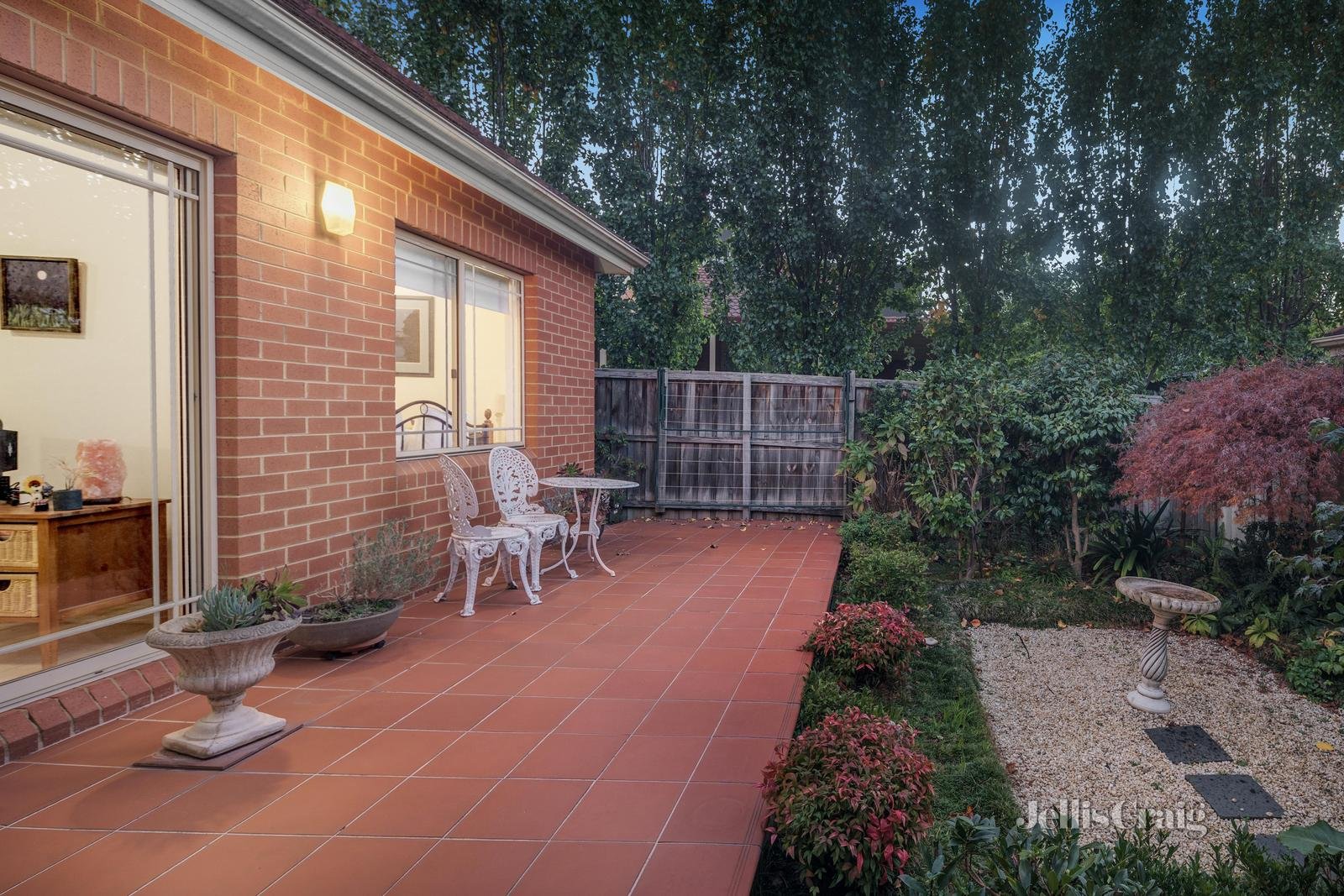 2/42 Mitchell Road, Mont Albert North image 9