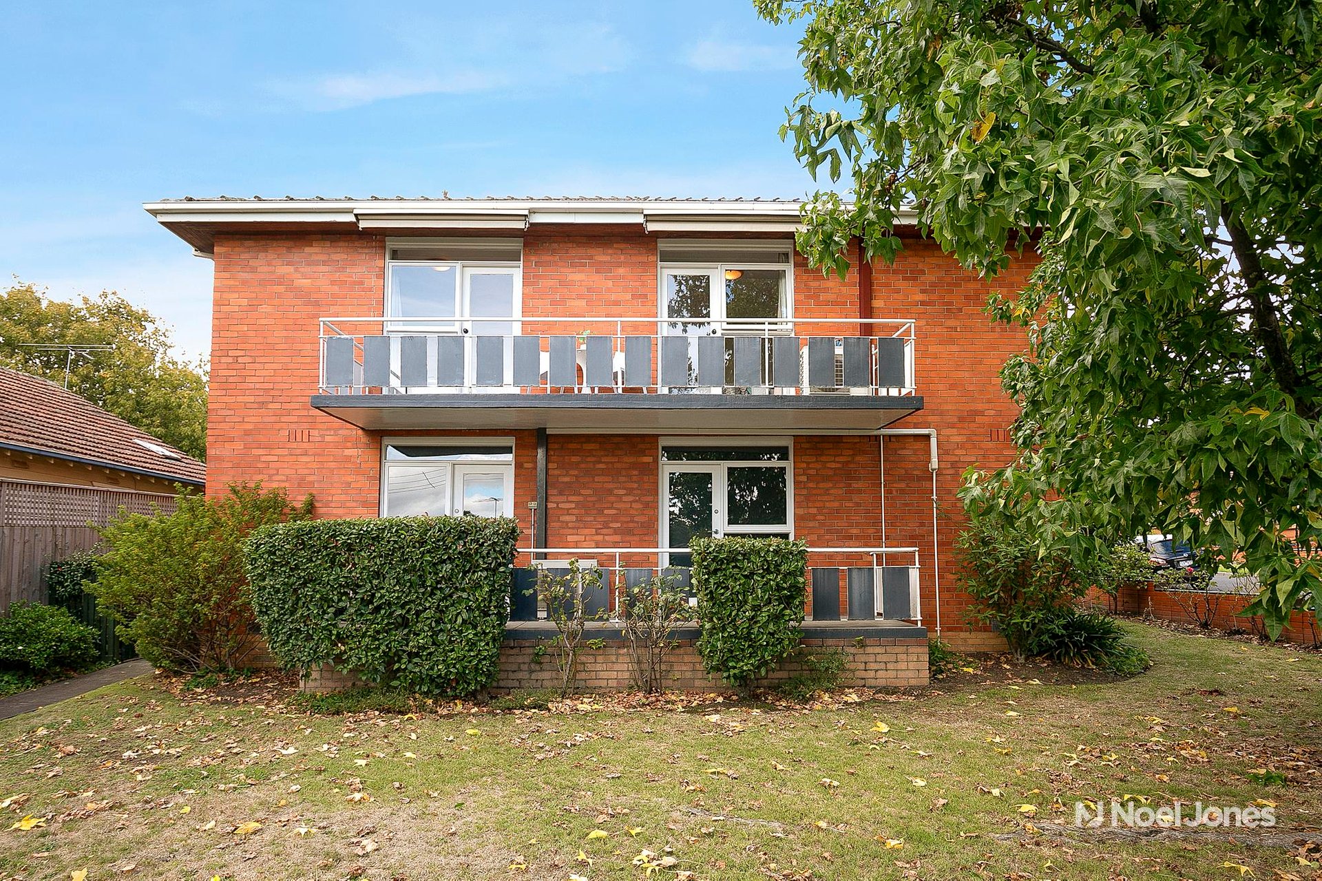 2/42 Northcote Avenue, Balwyn image 1