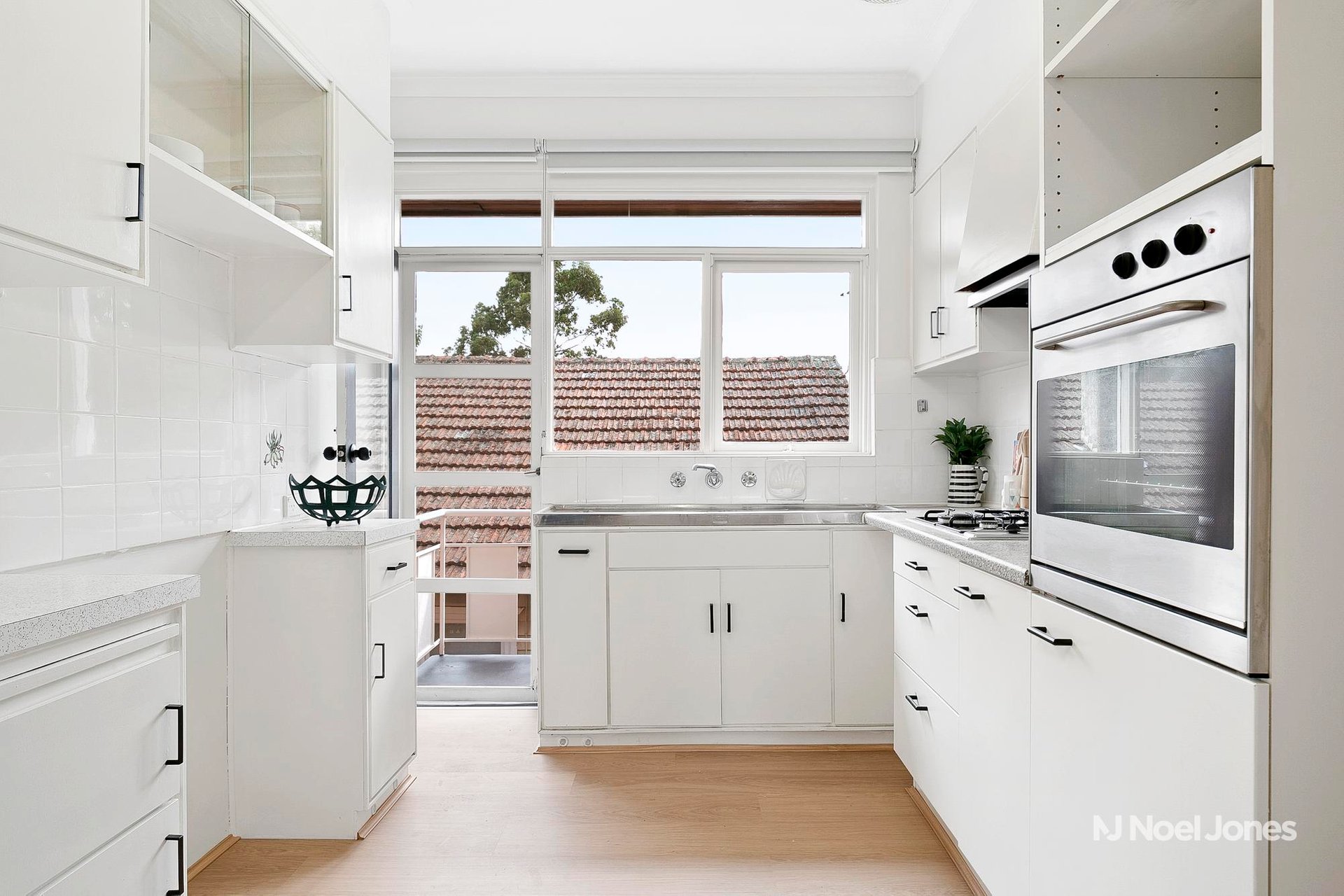 2/42 Northcote Avenue, Balwyn image 4