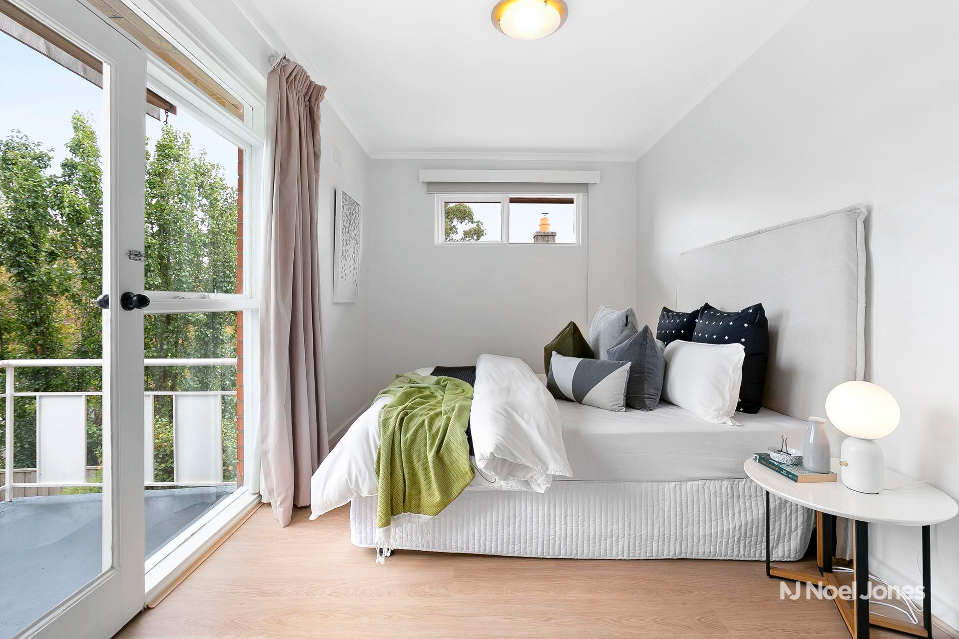 2/42 Northcote Avenue, Balwyn image 5
