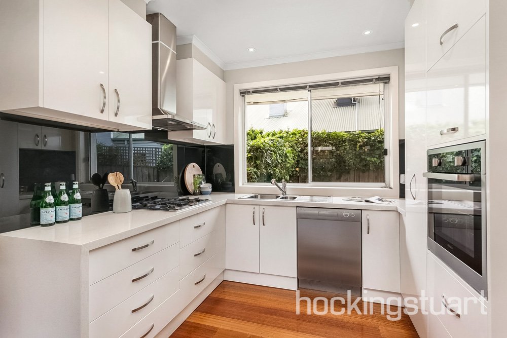 2/42 Talbot Avenue, Balwyn image 3