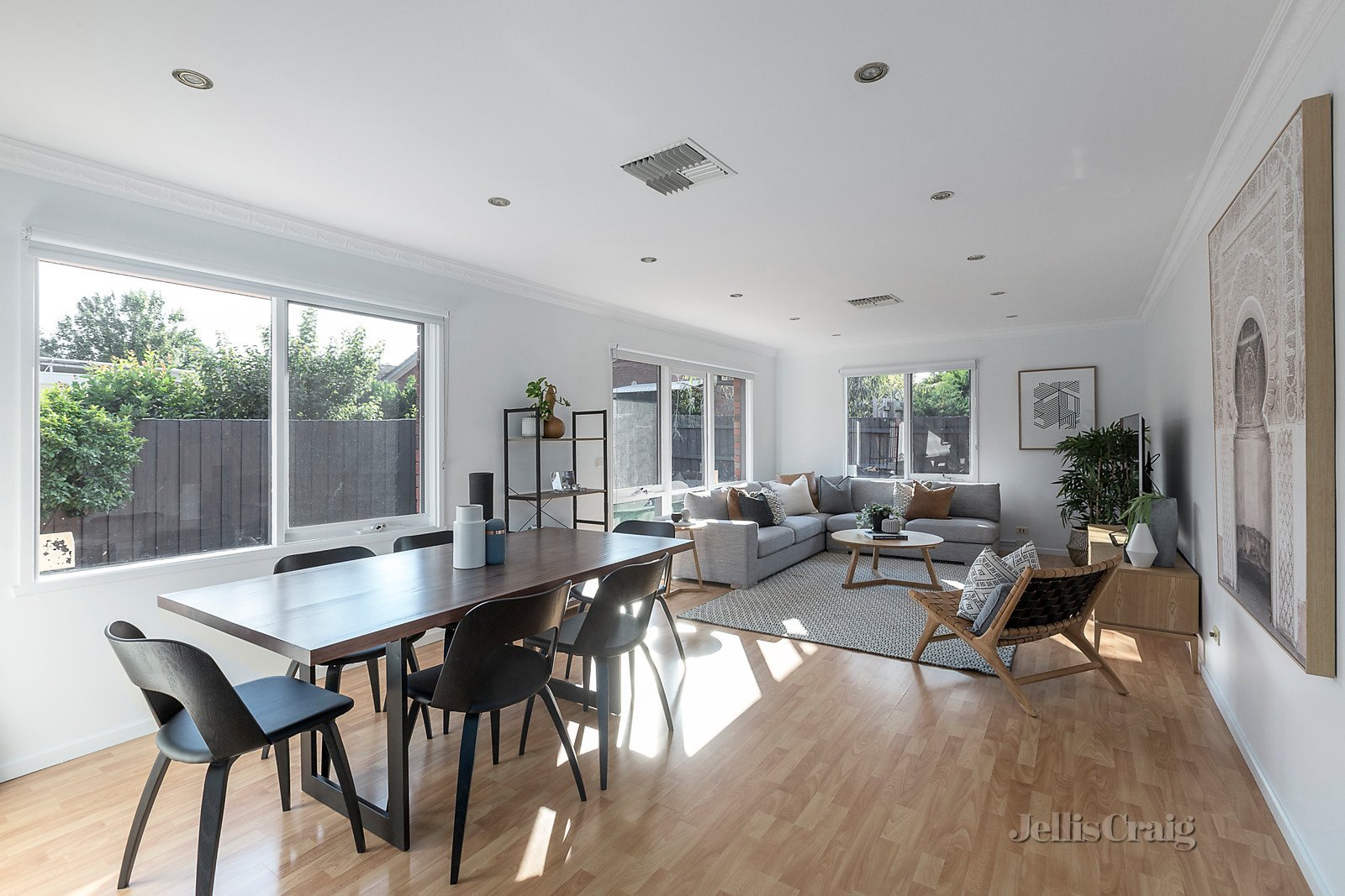 2/42 Tucker Road, Bentleigh image 1