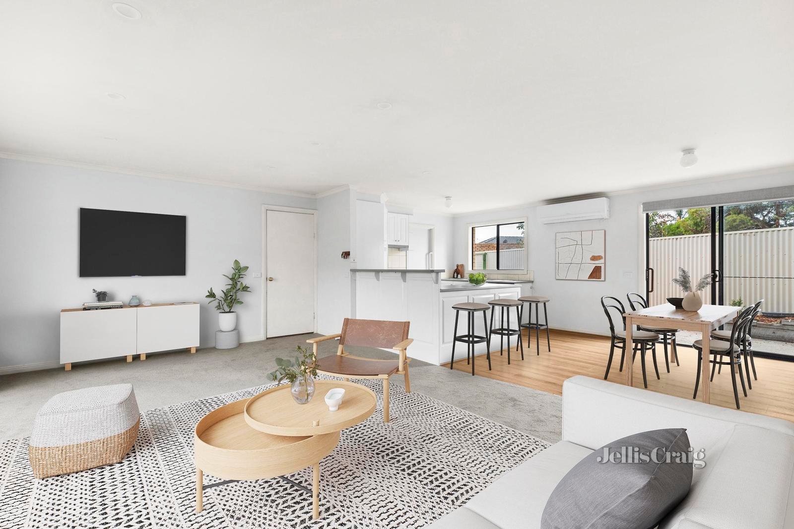 2/42 Weddell Road, North Geelong image 2