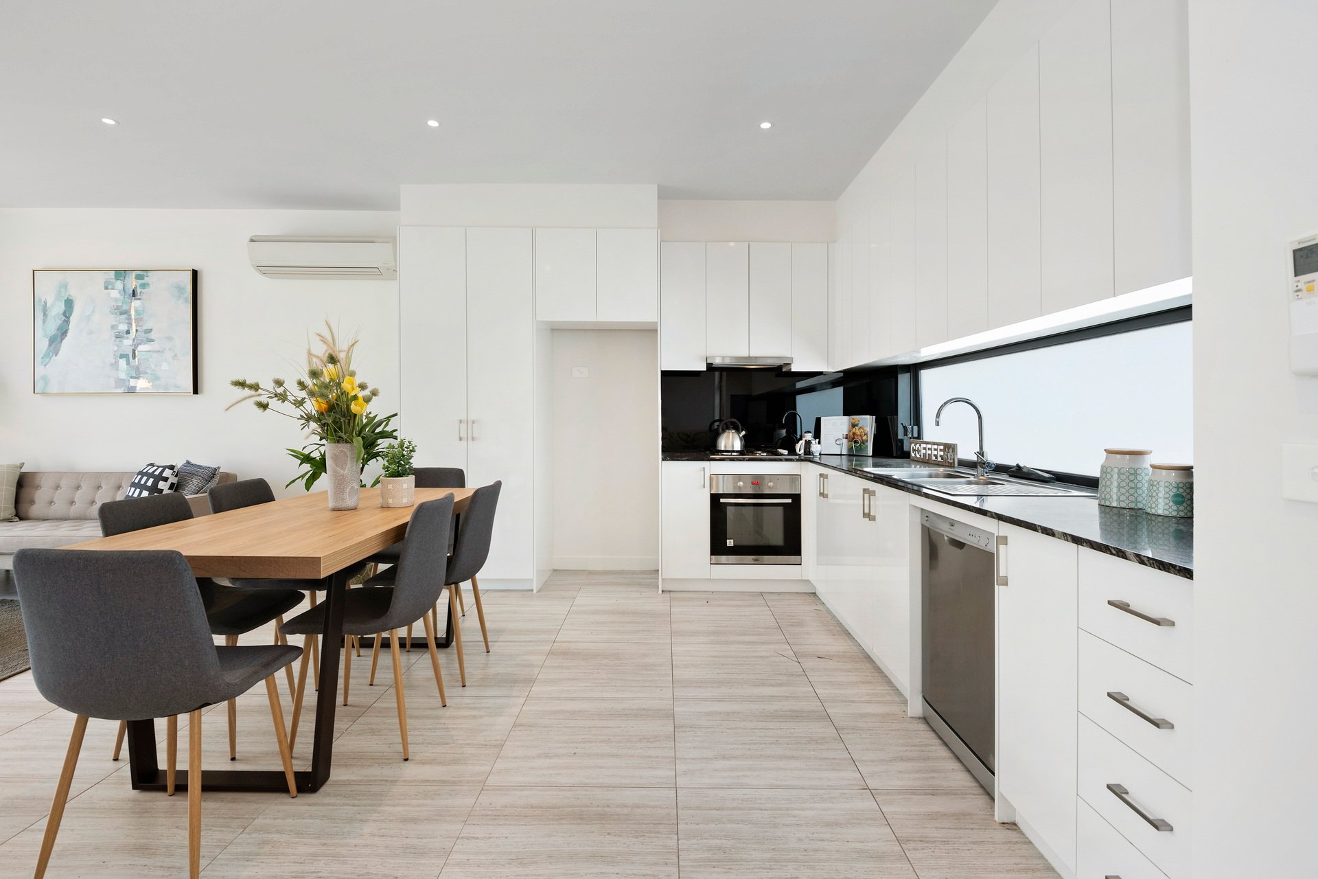 Property Gallery Thumbnail 4