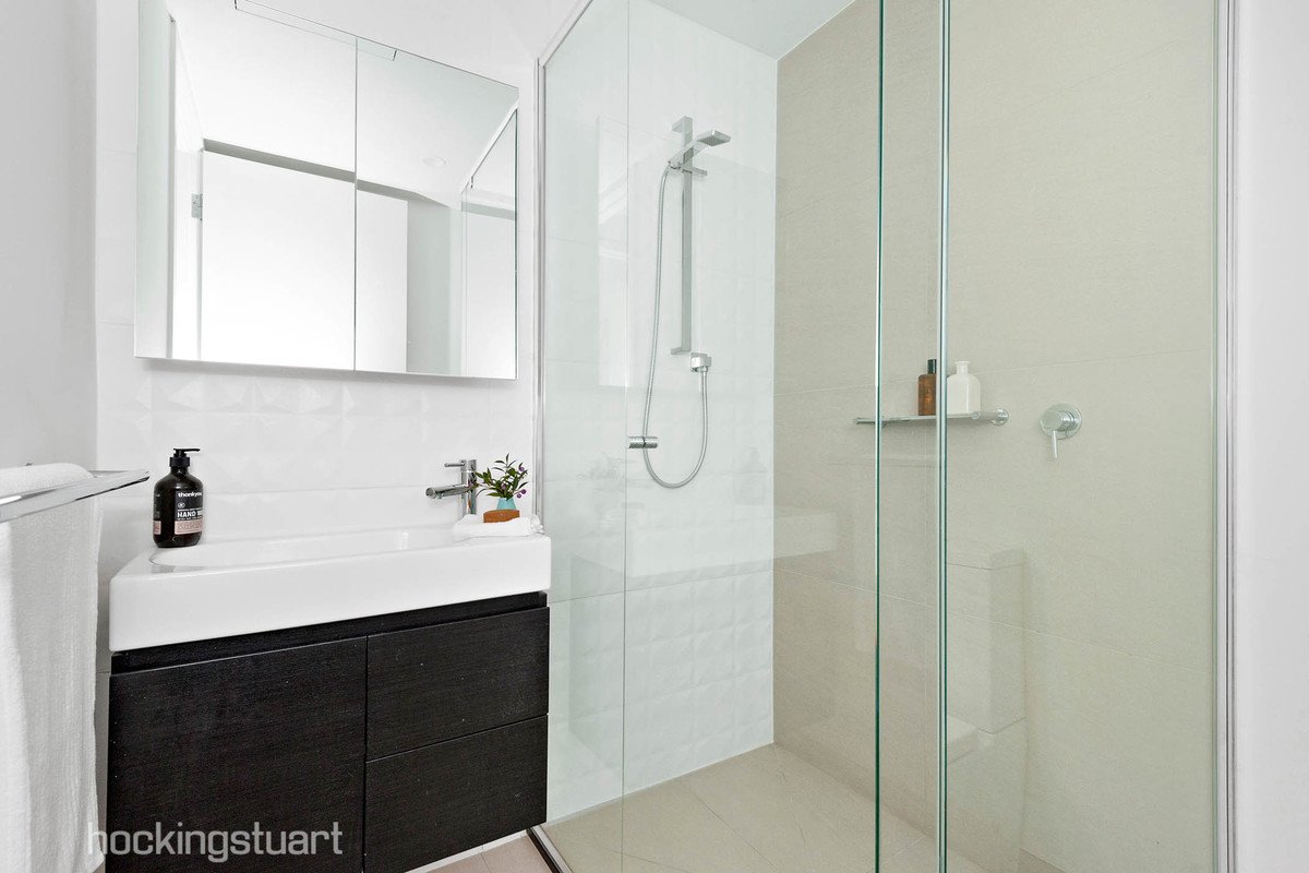 242/347 Camberwell Road, Camberwell image 6