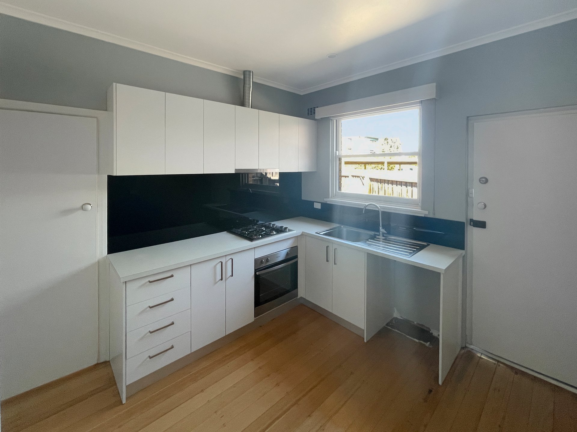 2/428 Latrobe Terrace, Newtown image 7