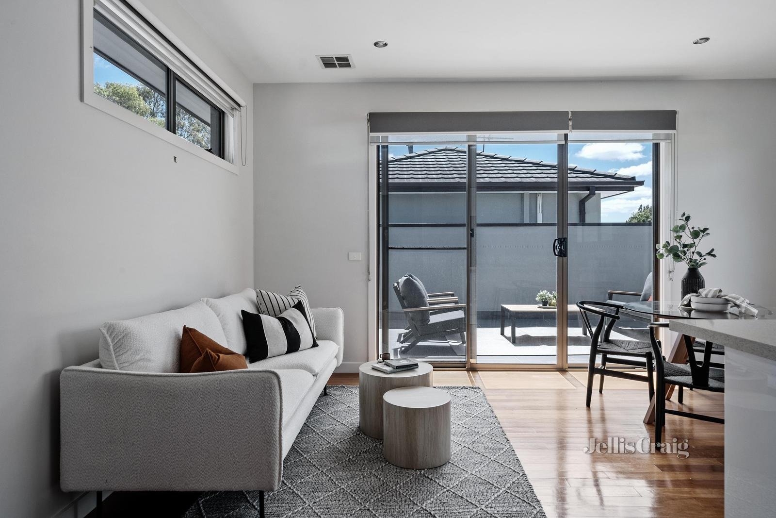 2/43 Brosnan Crescent, Strathmore image 13