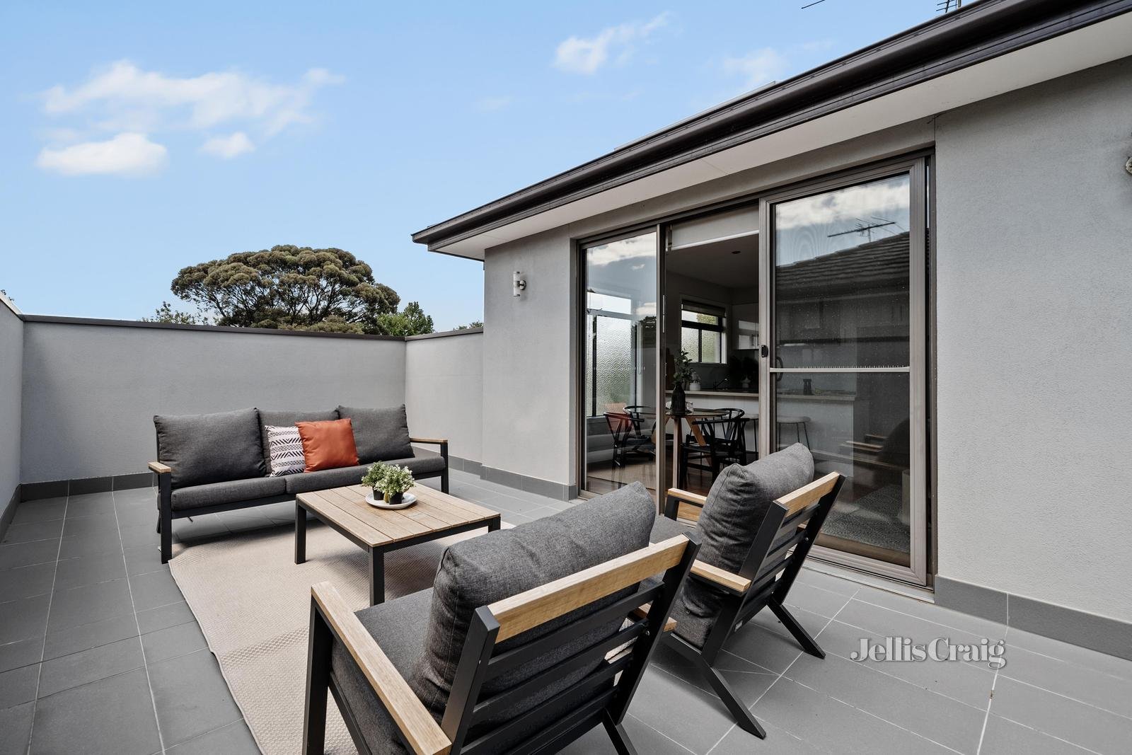 2/43 Brosnan Crescent, Strathmore image 15