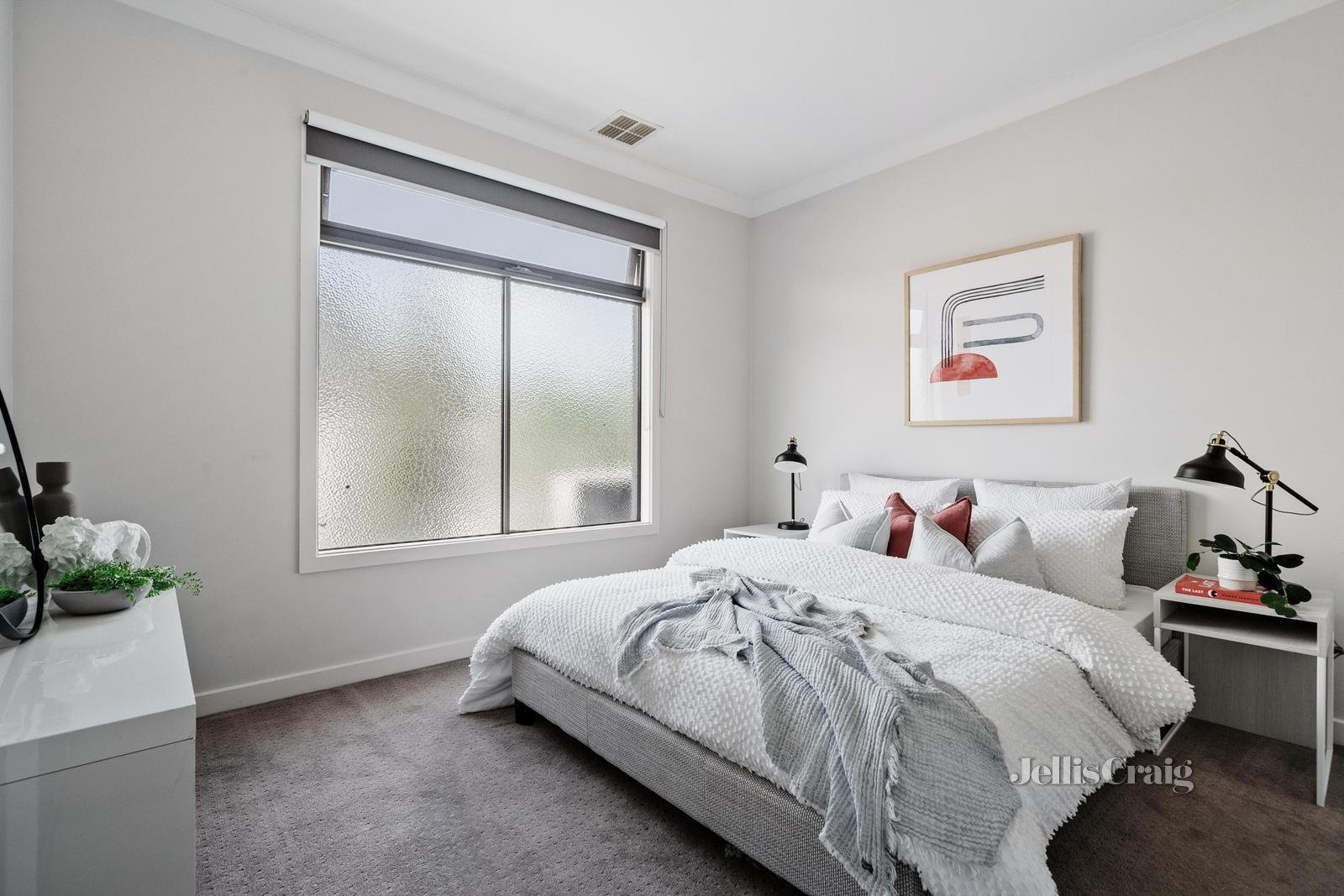 2/43 Brosnan Crescent, Strathmore image 17