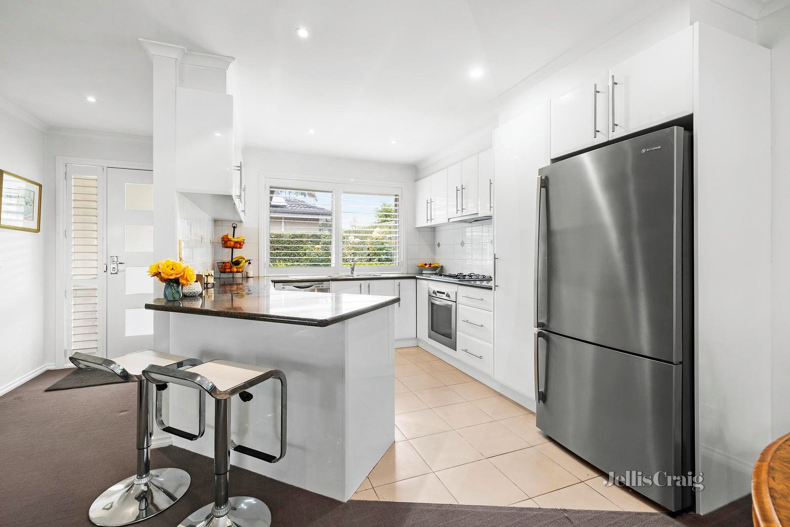 2/43 Colstan Court, Mount Eliza image 4