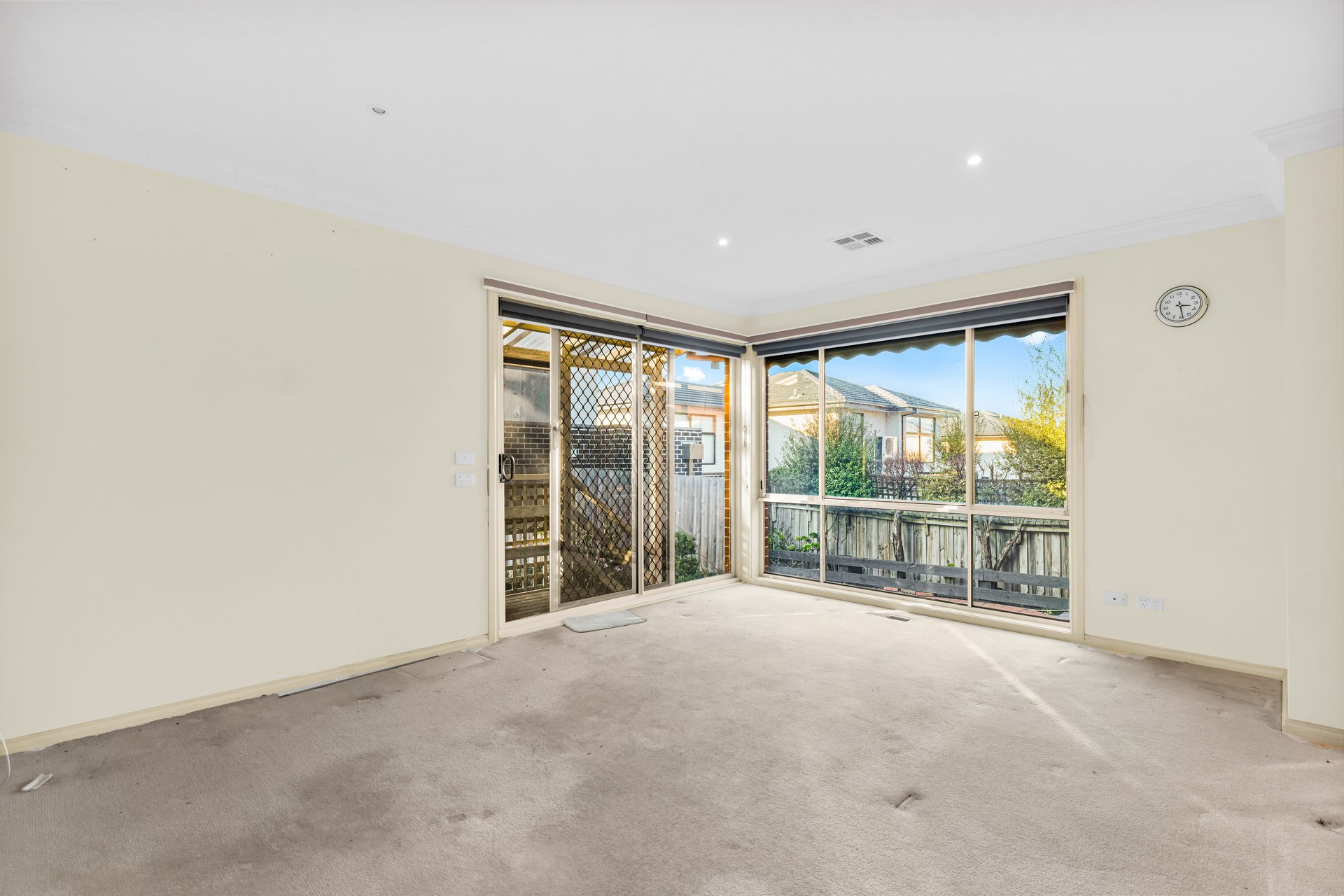 2/43 Price Avenue, Mount&nbsp;Waverley image 3
