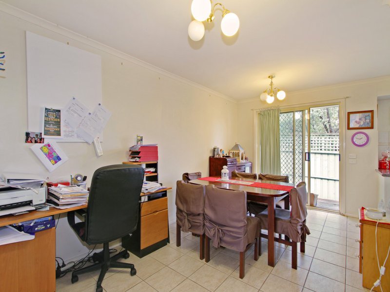 2/43 Vernon Street, Croydon image 5