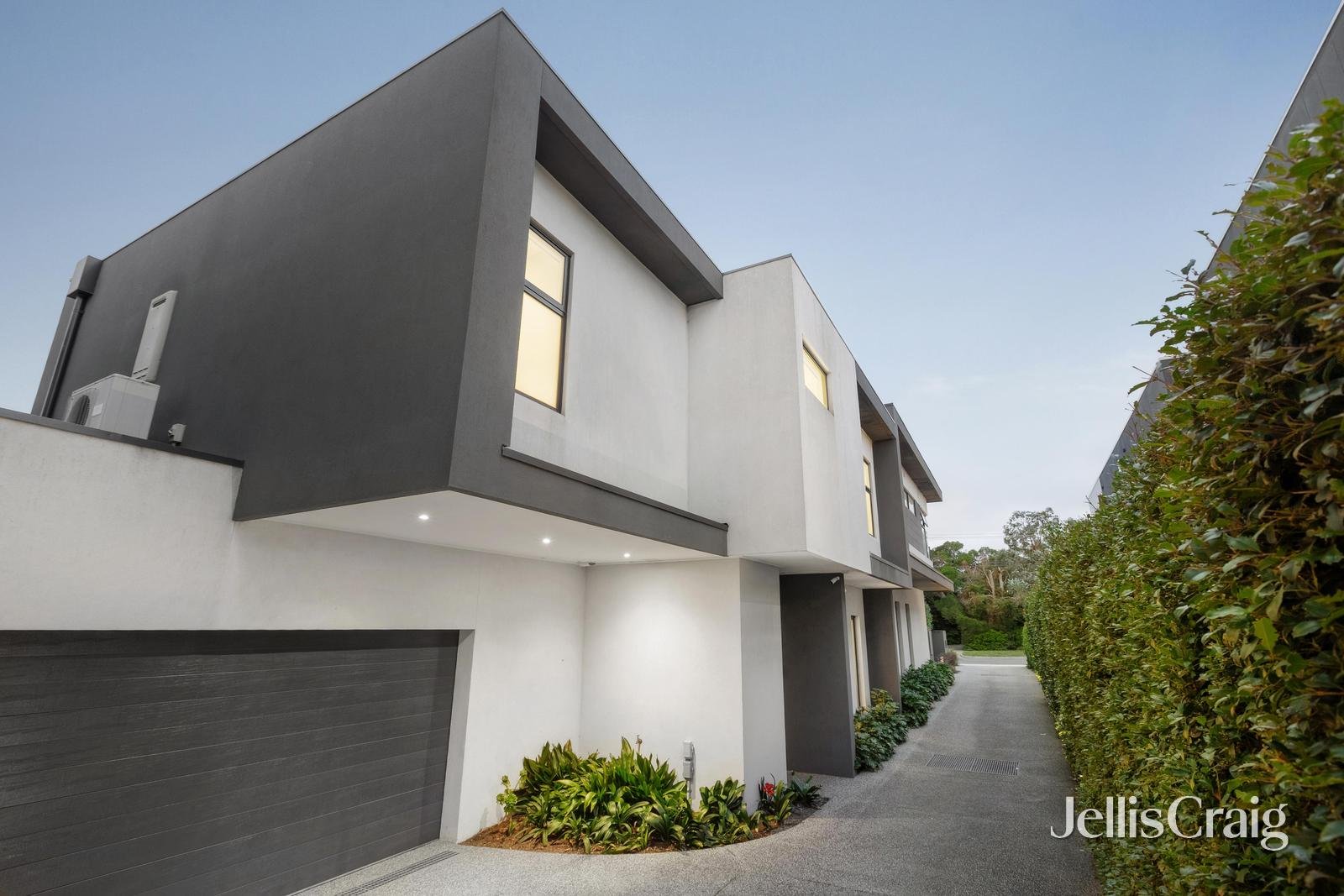 2/43 Wards Grove, Bentleigh&nbsp;East image 1