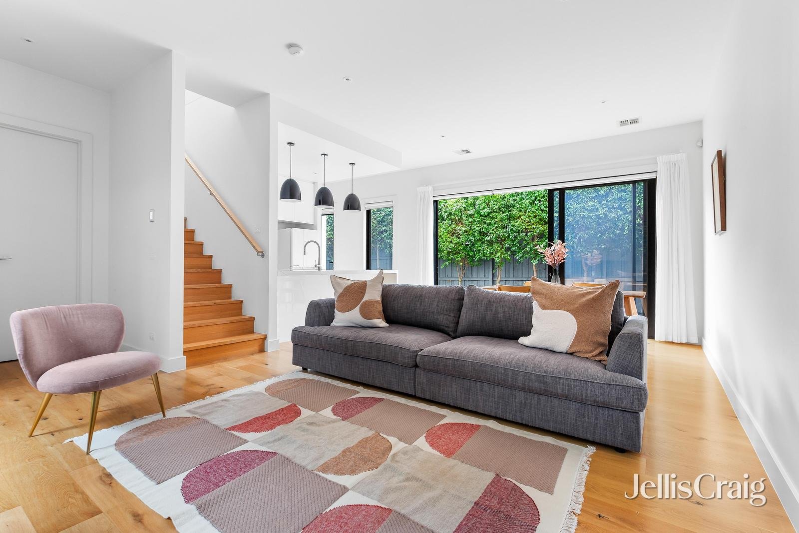 2/43 Wards Grove, Bentleigh&nbsp;East image 2