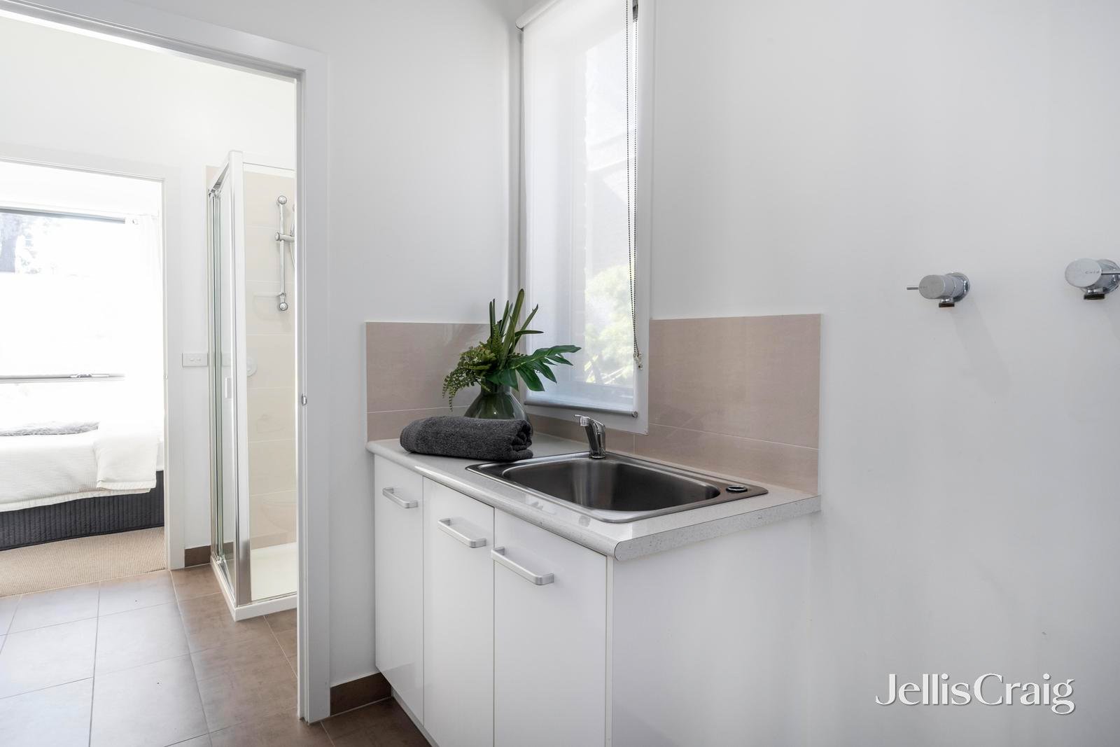 2/432 Canterbury Road, Forest Hill image 14