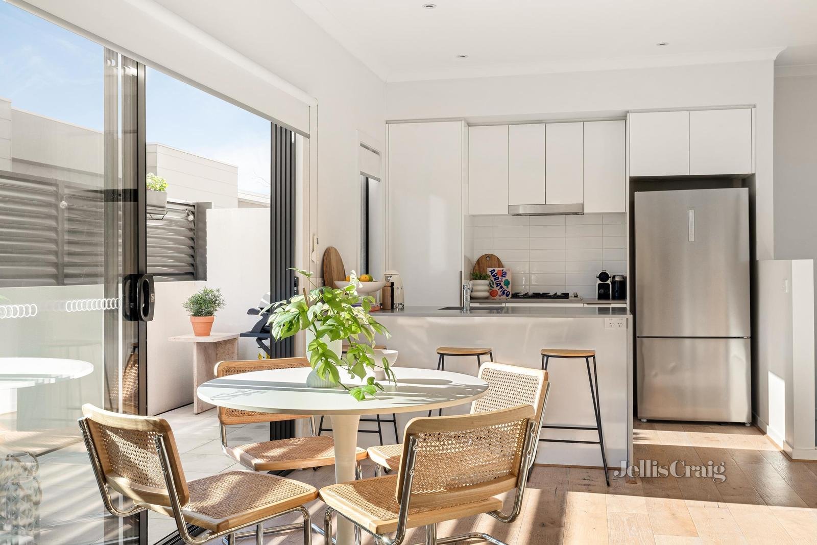 2/432 Station Street, Bonbeach image 5