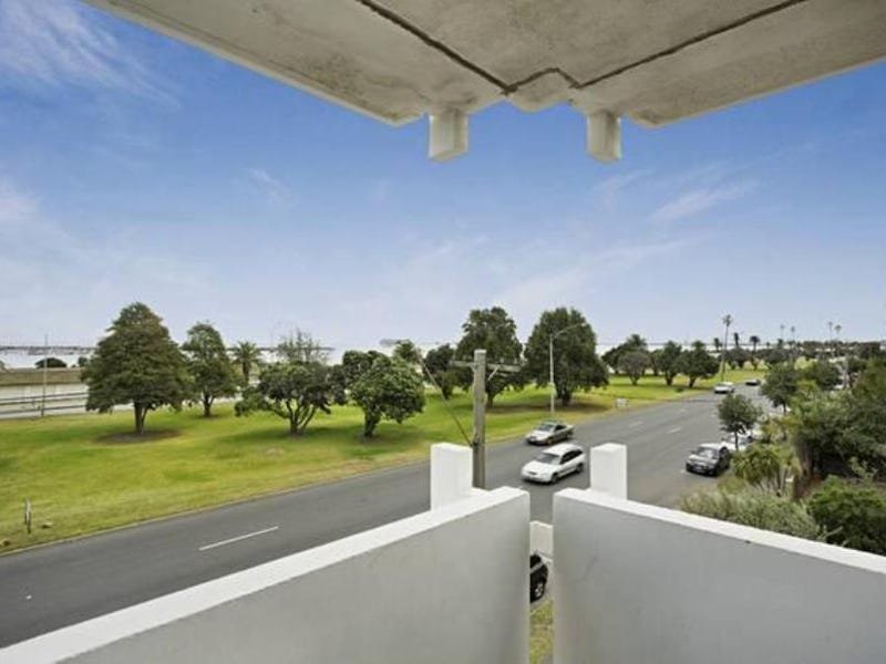 Property Gallery - Main Image