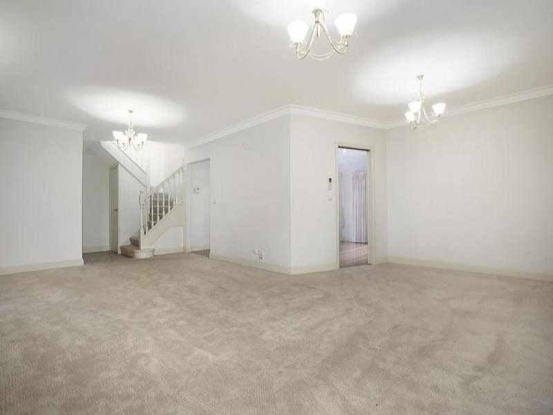 Property Gallery Thumbnail 3