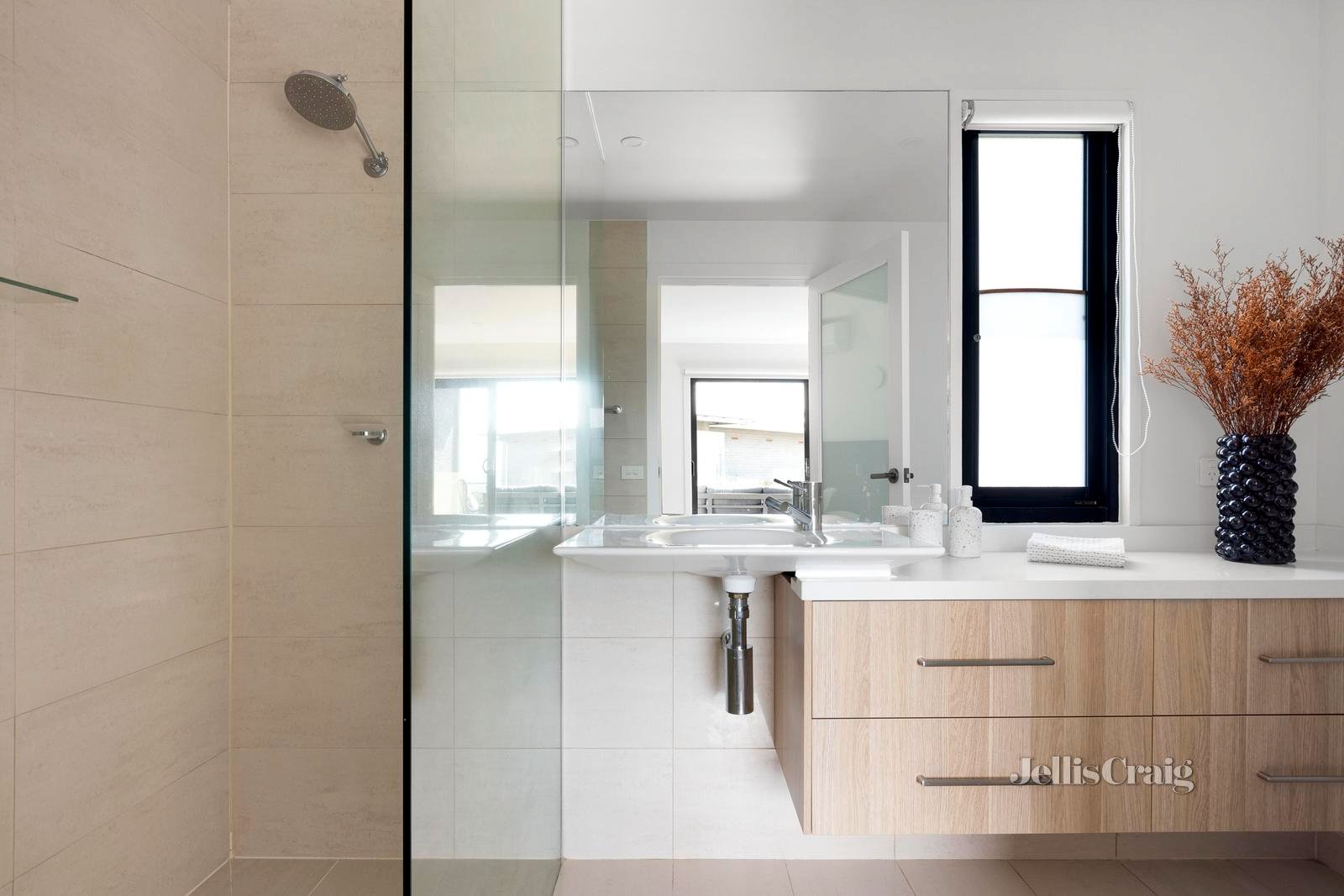 2/44 Beach Road, Hampton image 15