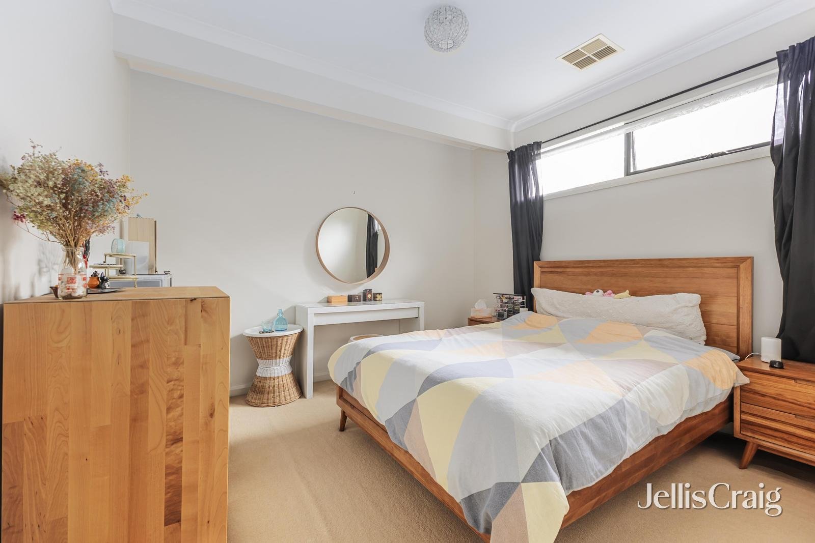 2/44 Boronia Grove, Doncaster East image 5