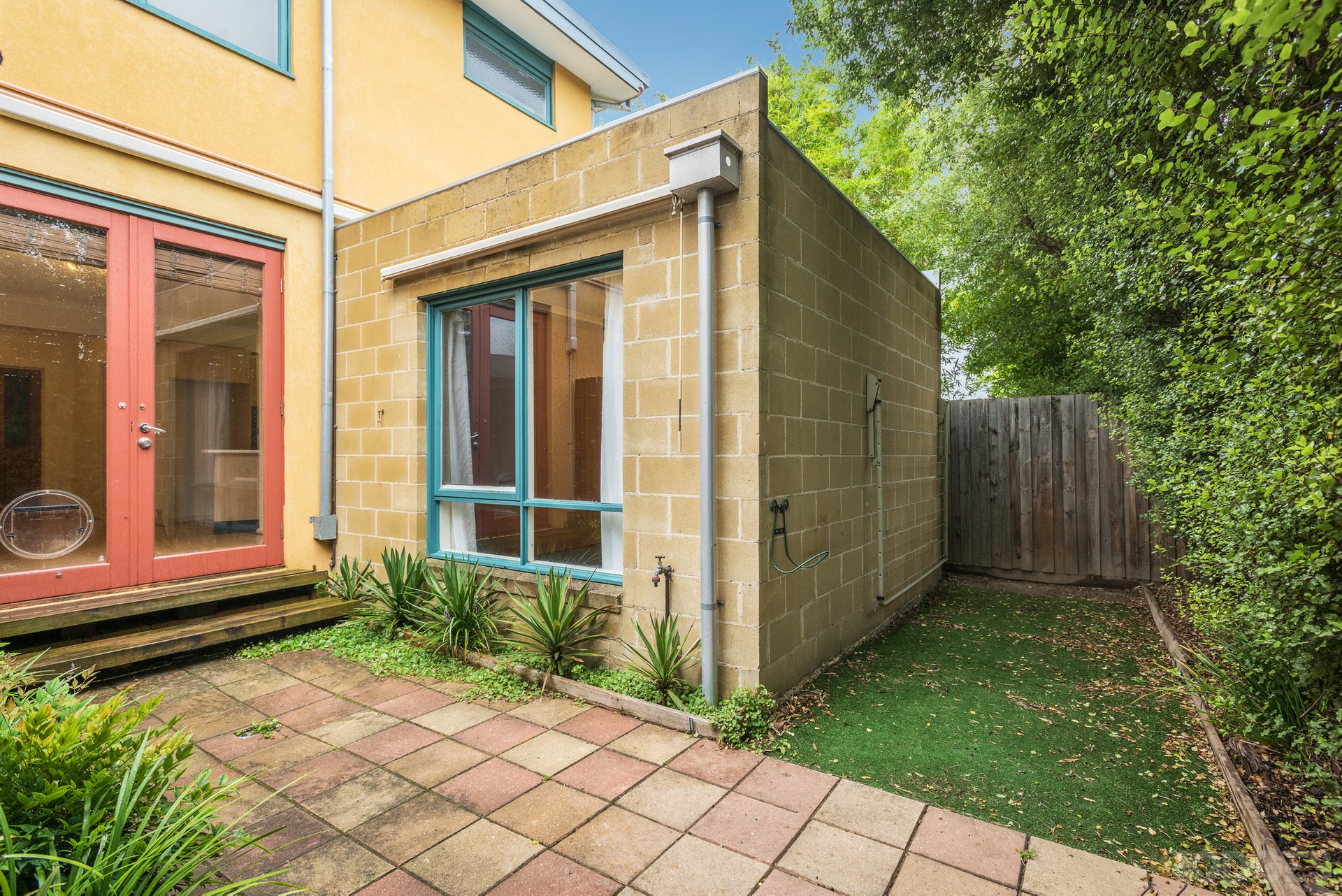 2 / 44 Evan Street Parkdale