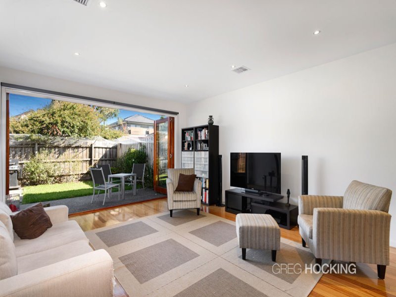 2/44 Saltley Street, South Kingsville image 3