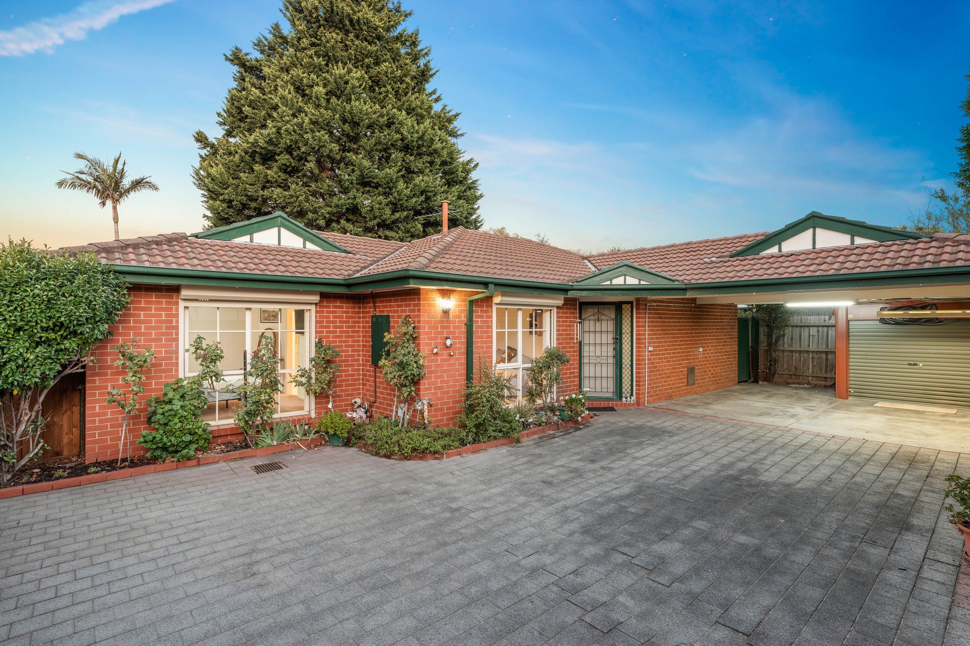 2/442 Bluff Road, Hampton, VIC 3188