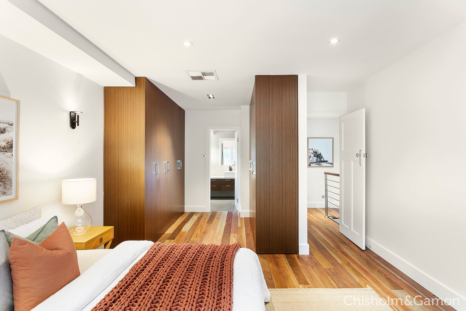 2/443 St Kilda Street, Elwood image 9