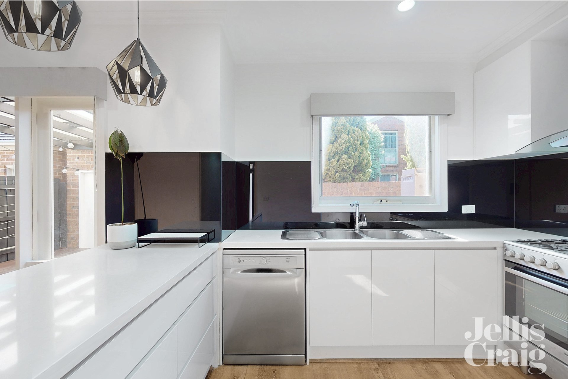 2/445 Camberwell Road, Camberwell image 4