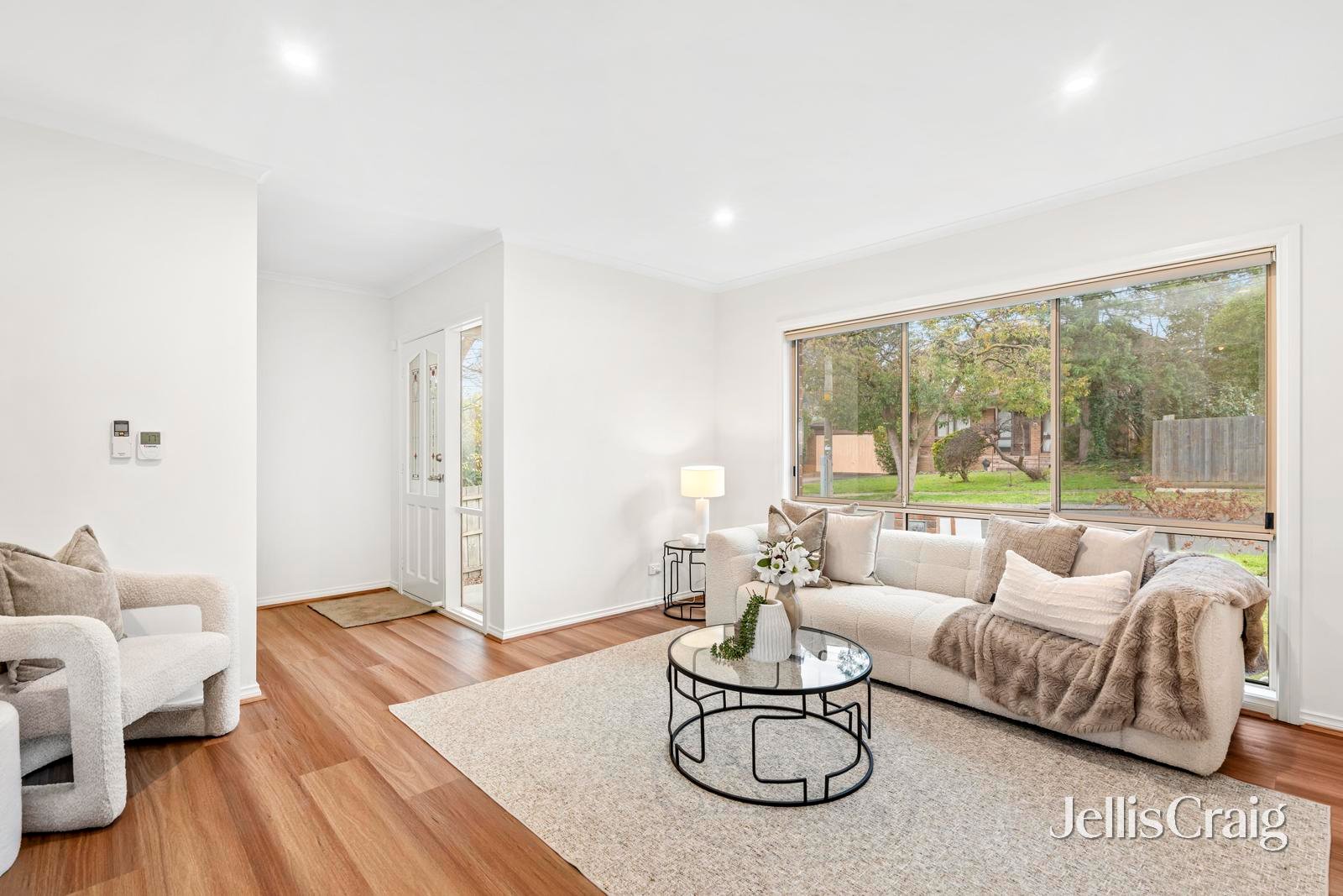 2/447 Waverley Road, Mount&nbsp;Waverley image 2