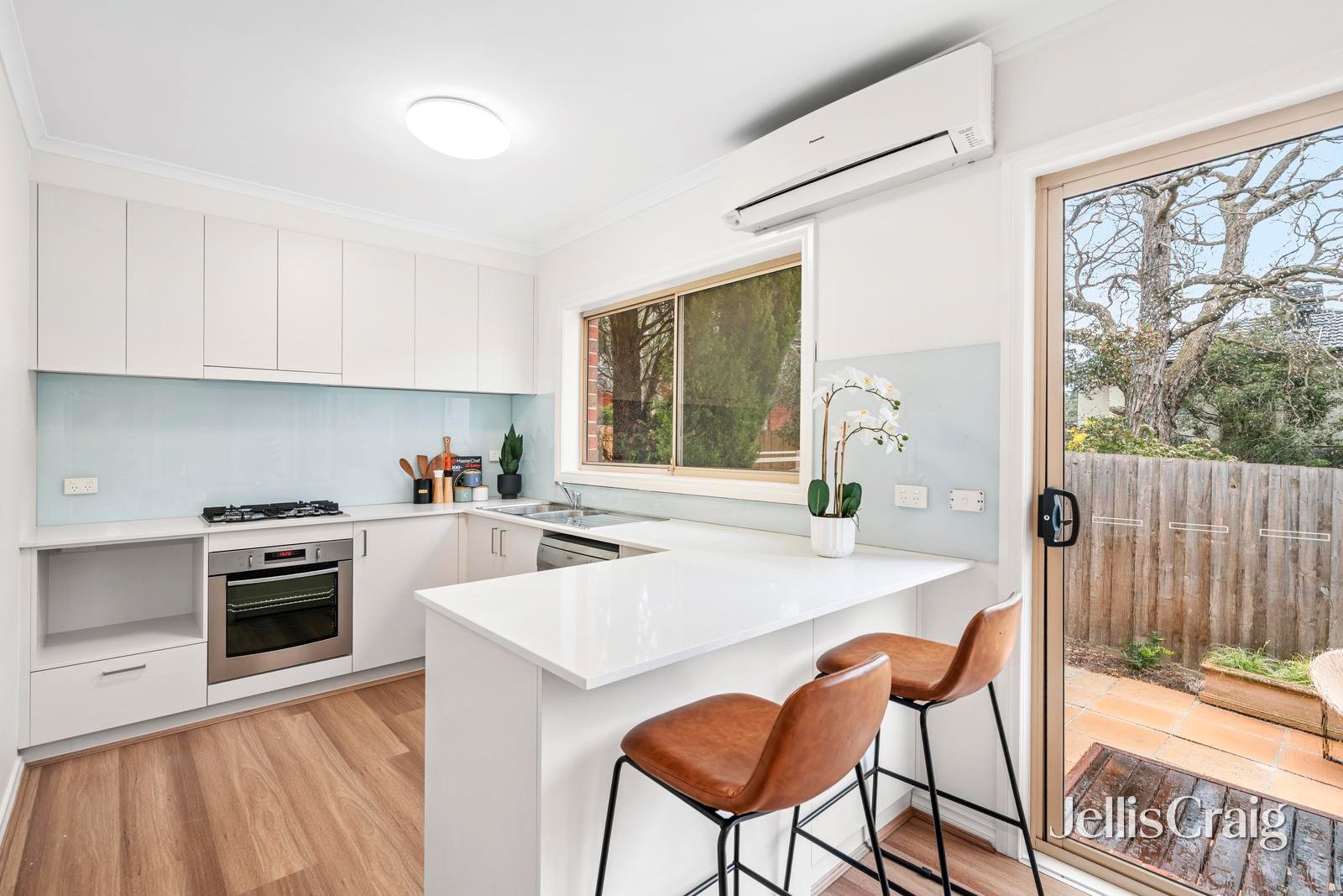2/447 Waverley Road, Mount&nbsp;Waverley image 6