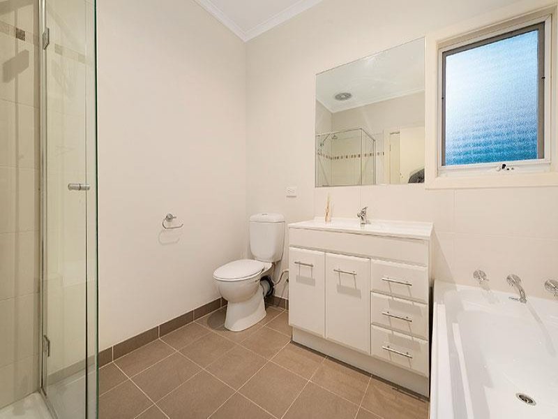 2/449 Camberwell Road, Camberwell image 5