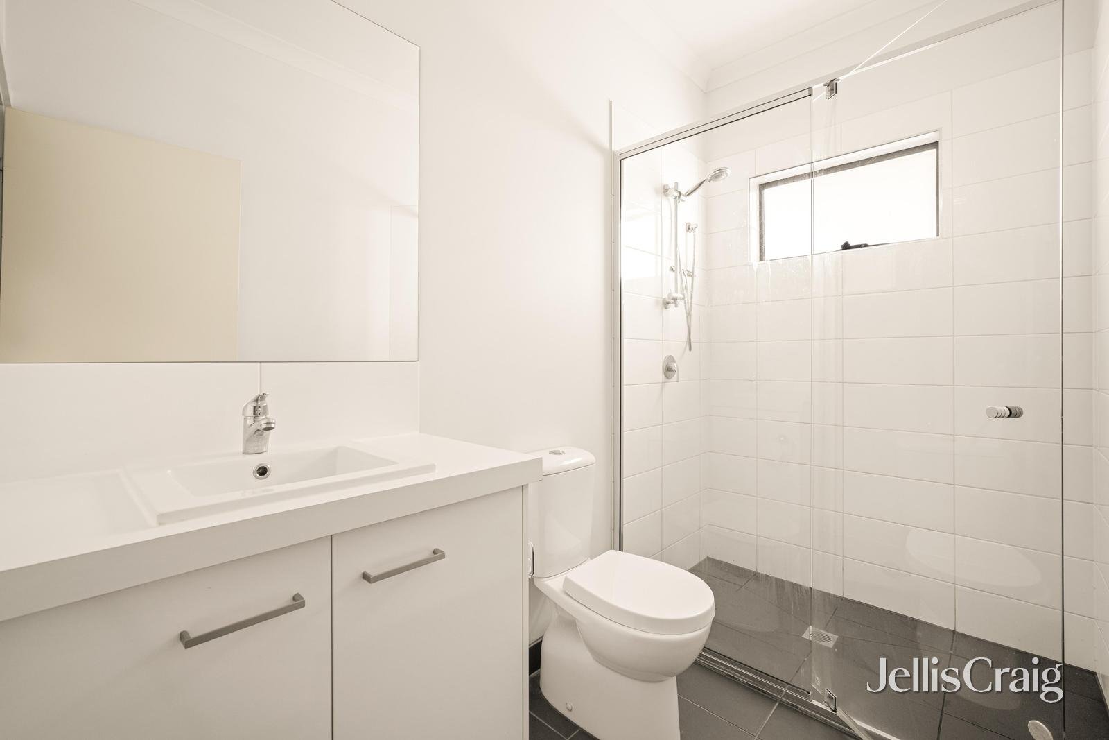 2/45 Barry Street, Seaford image 7